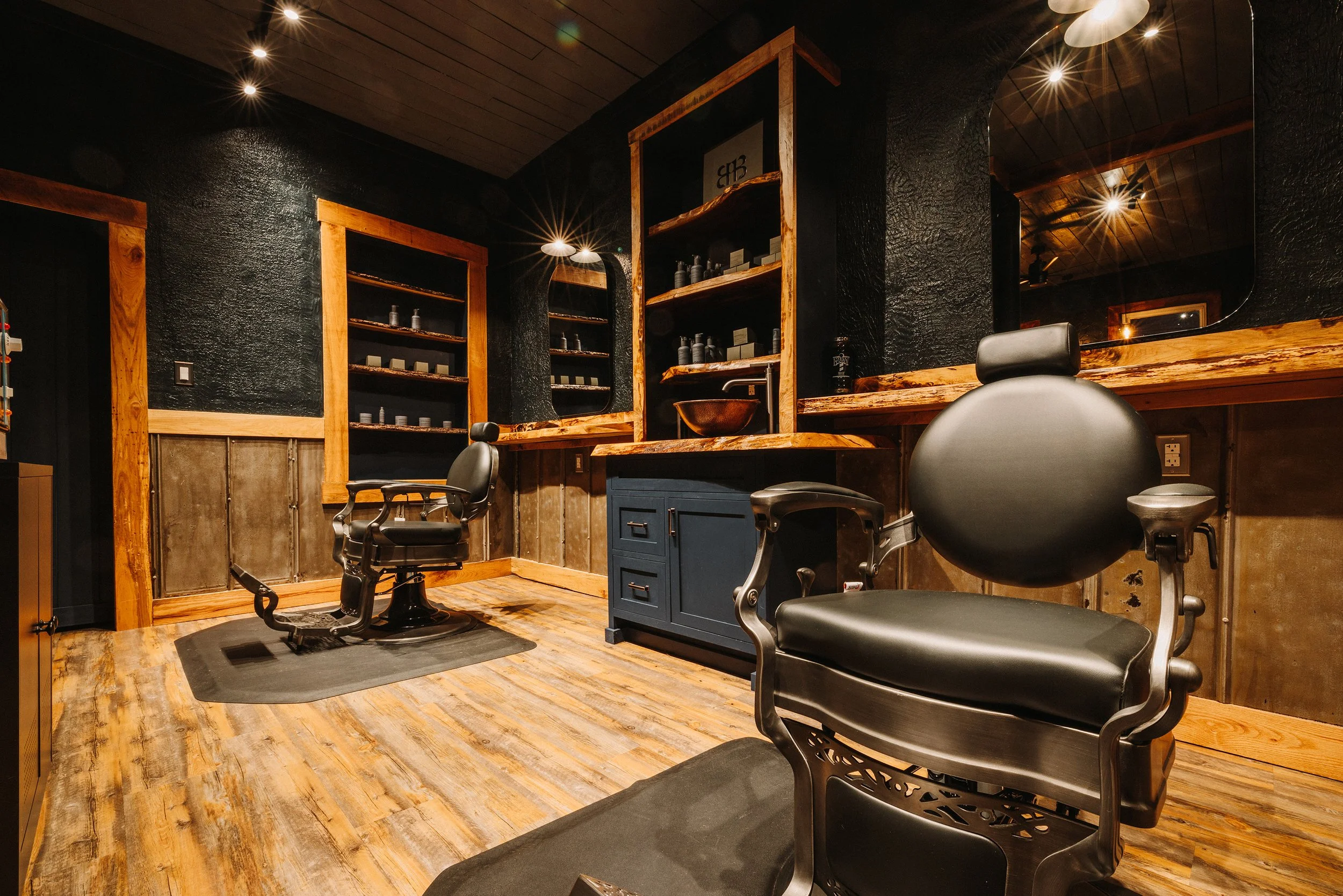 Los Navajas Barbershop