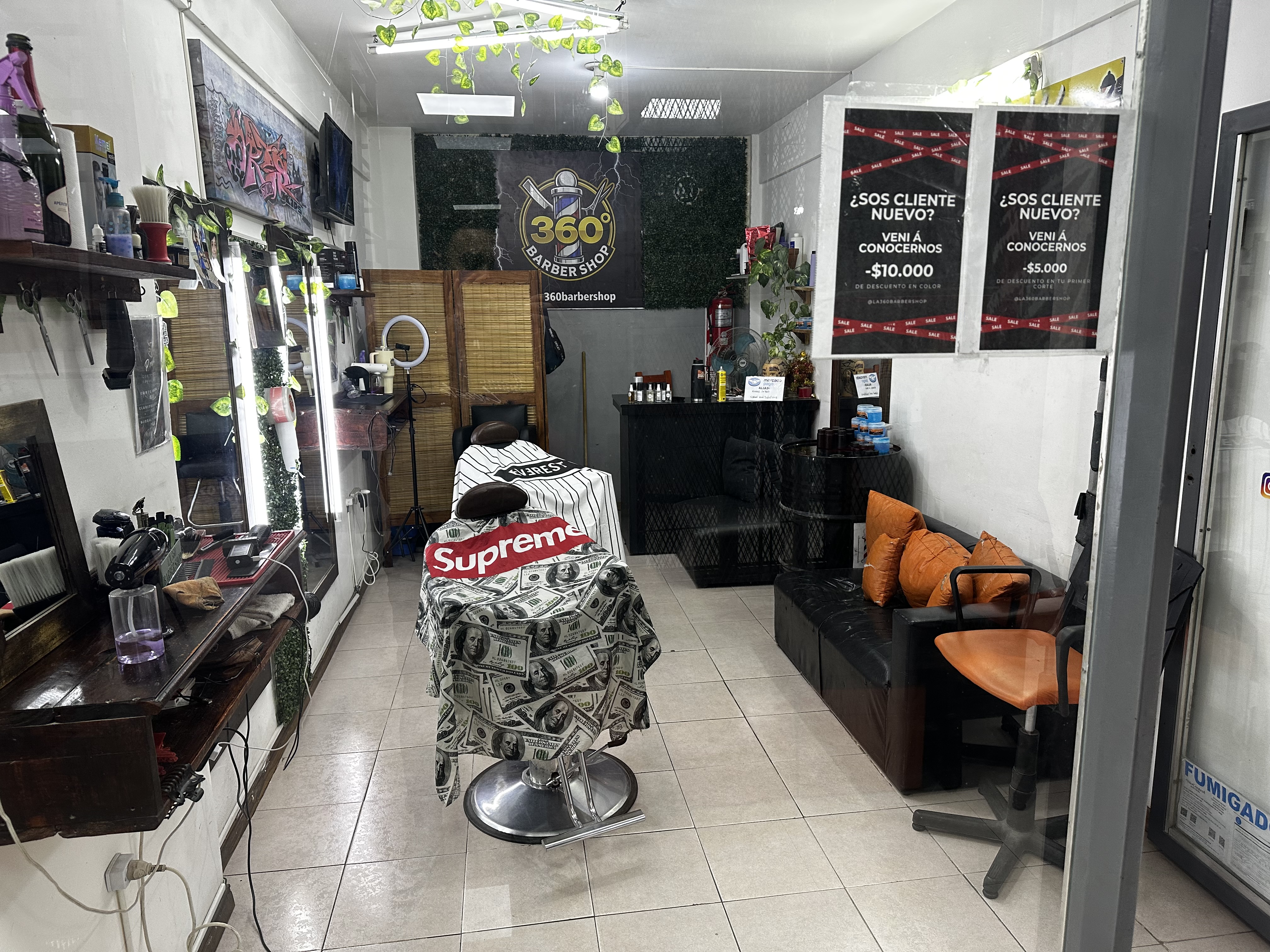 La 360 Barbershop